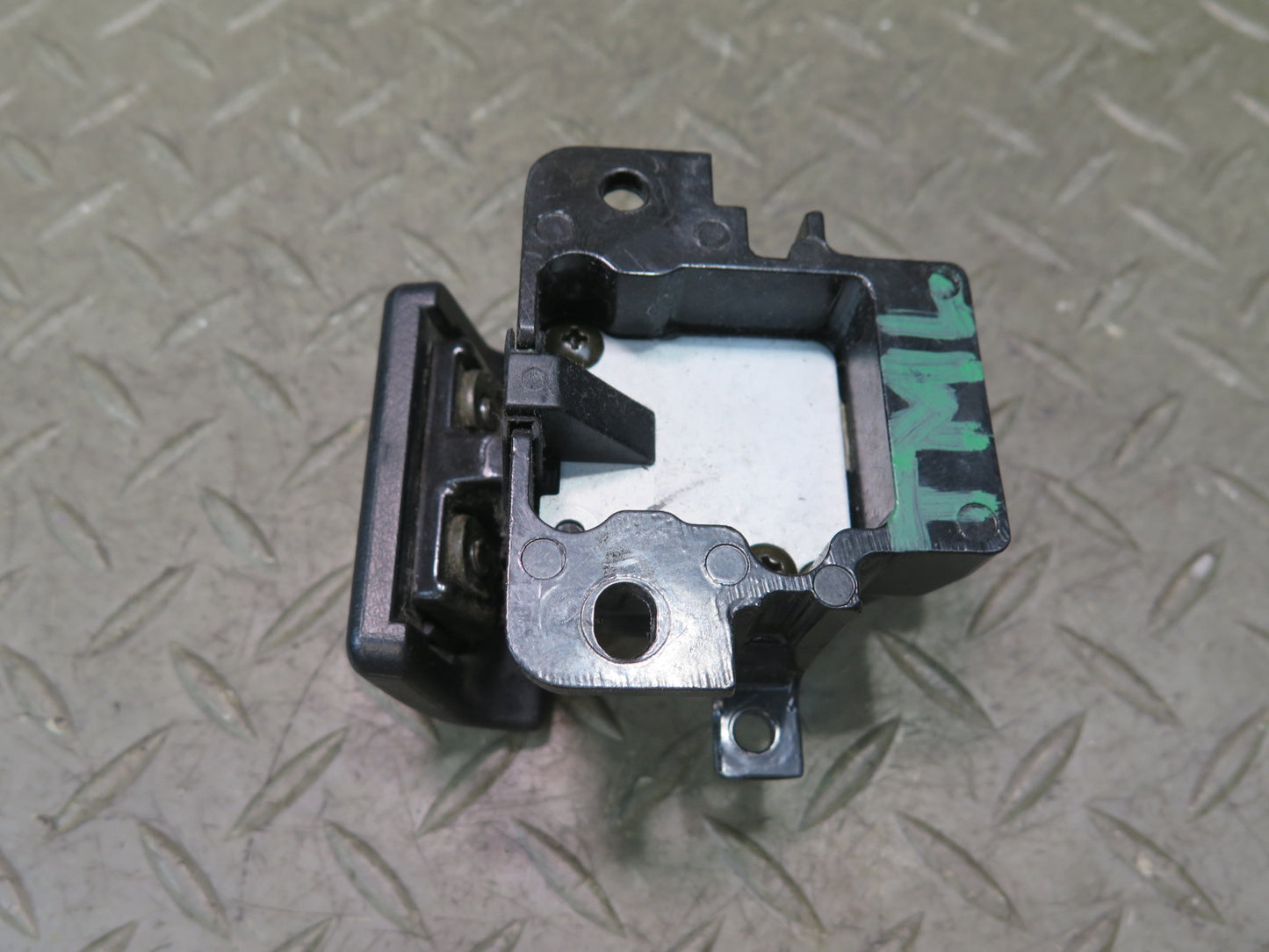 00-05 Toyota MR2 Spyder ZZW30L TOP Roof Lock Latch Pull Release Handle OEM