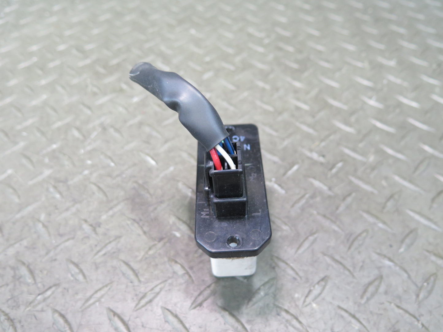 00-05 Toyota MR2 Spyder ZZW30L A/C Heater Blower Motor Fan Resistor OEM