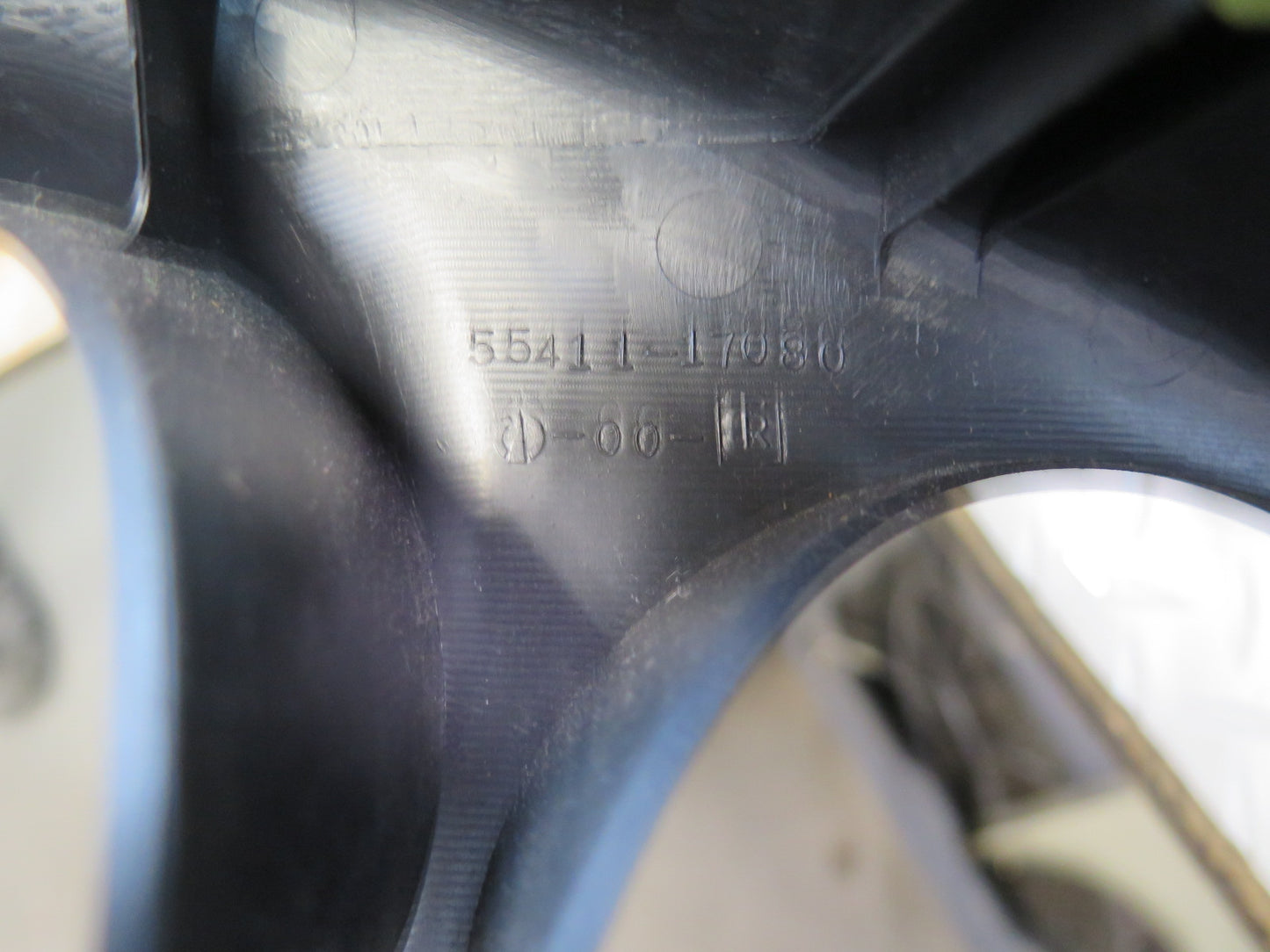 00-05 Toyota MR2 Spyder ZZW30L Dash Speedometer Gauge Trim Cover Panel OEM