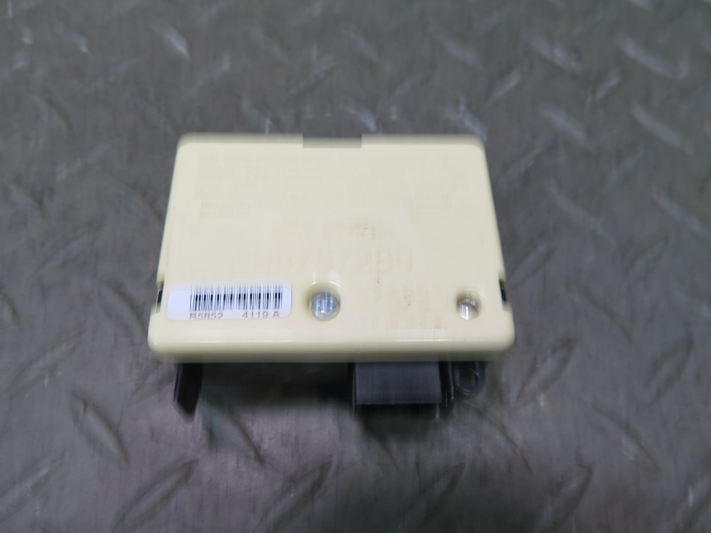03-06 Chevrolet SSR Theft Locking Control Module 25757280 OEM