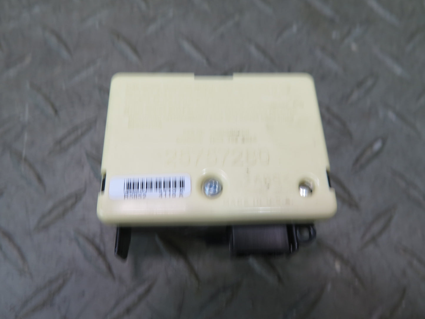 03-06 Chevrolet SSR Theft Locking Control Module 25757280 OEM