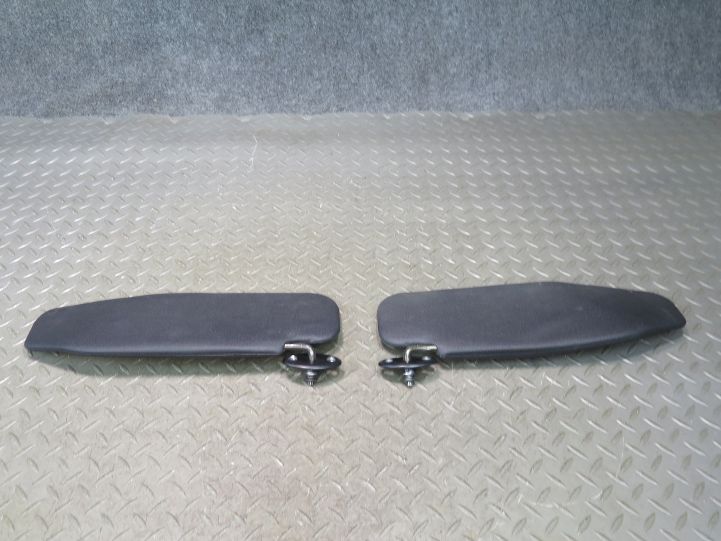 00-05 Toyota MR2 Spyder ZZW30L Set of 2 Front Left & Right Sun Visor OEM