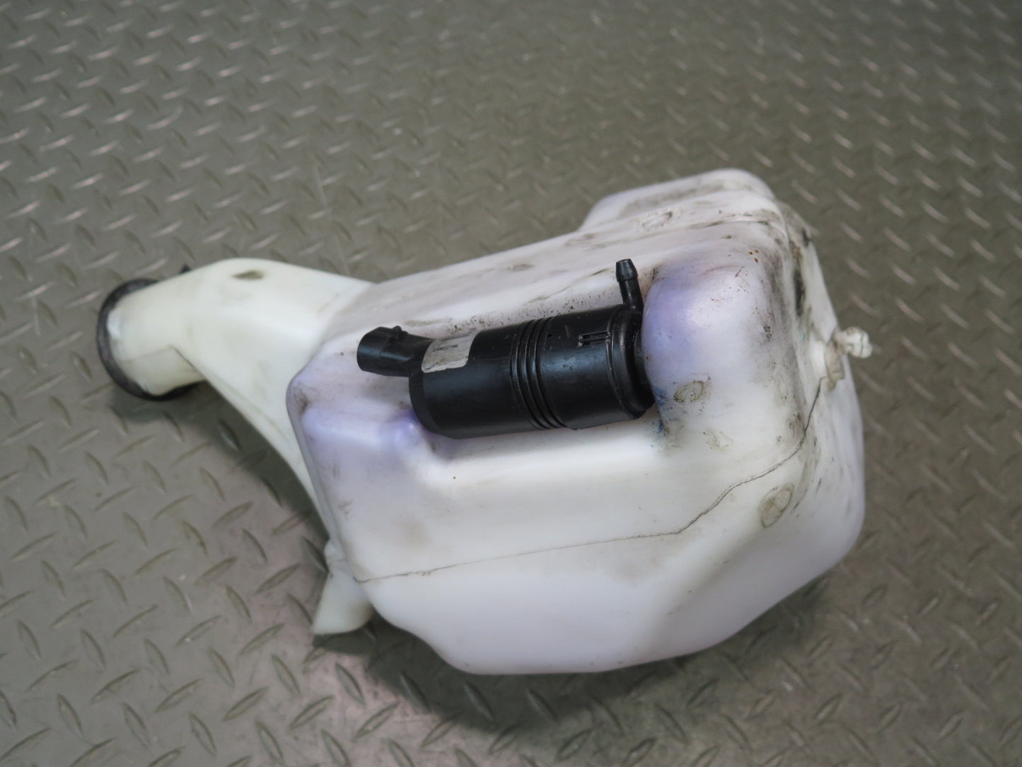 03-06 Chevrolet SSR Windshield Washer Reservoir Bottle w Pump Assembly OEM