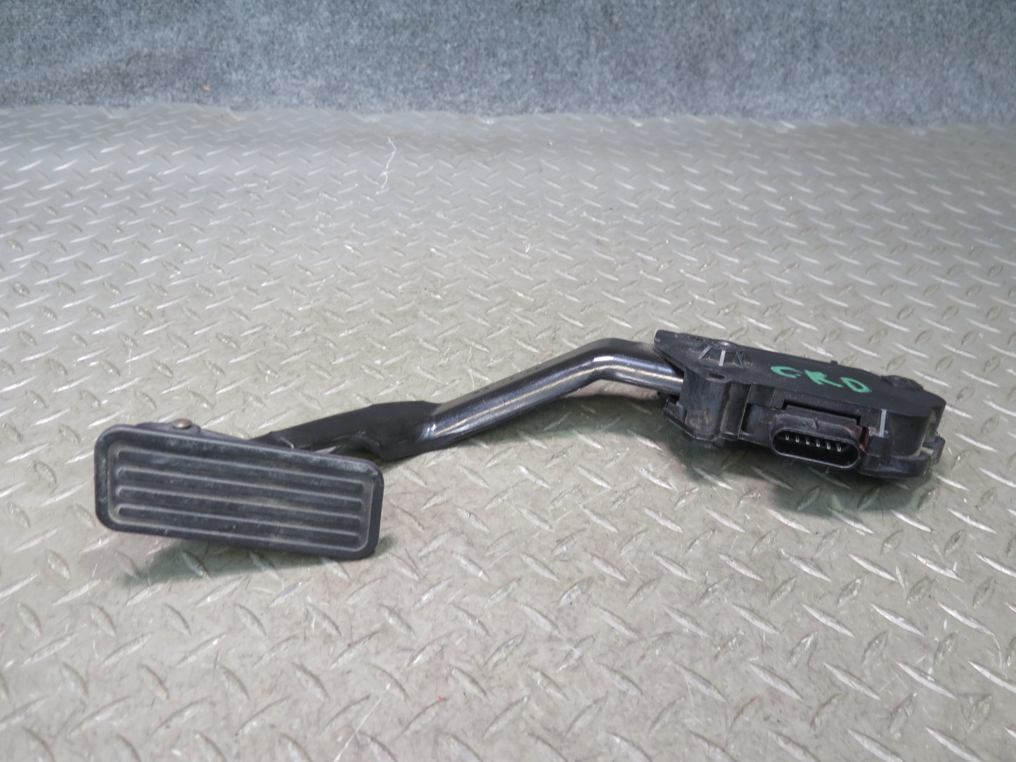 03-06 Chevrolet SSR A/T Accelerator Gas Pedal 15187573 OEM