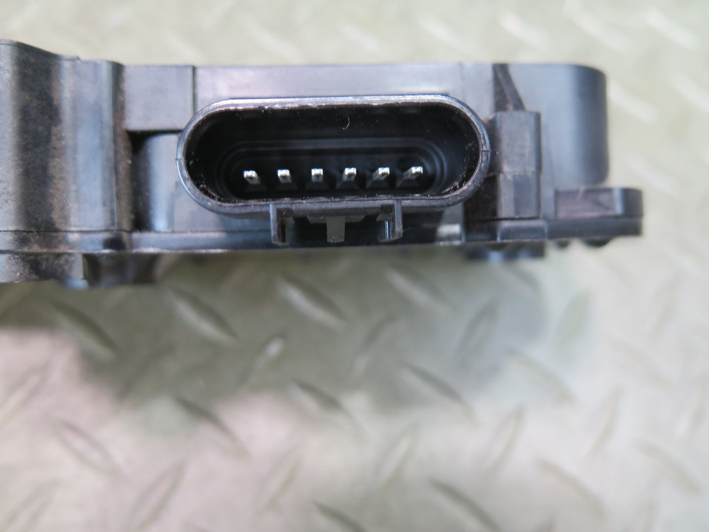 03-06 Chevrolet SSR A/T Accelerator Gas Pedal 15187573 OEM