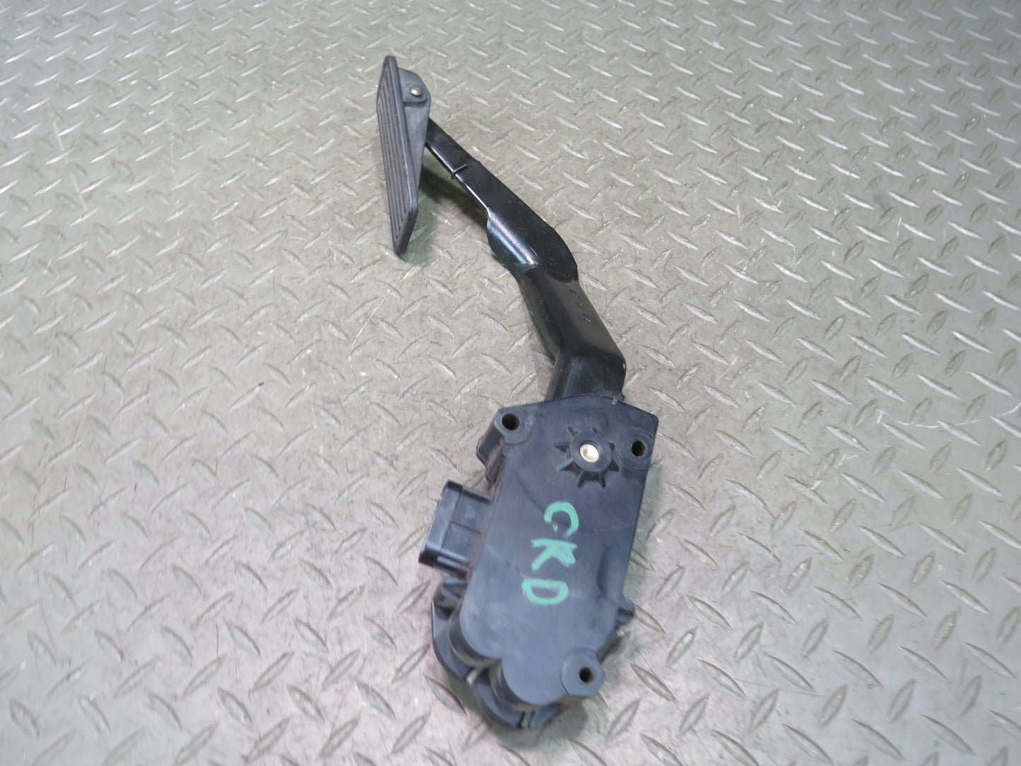03-06 Chevrolet SSR A/T Accelerator Gas Pedal 15187573 OEM