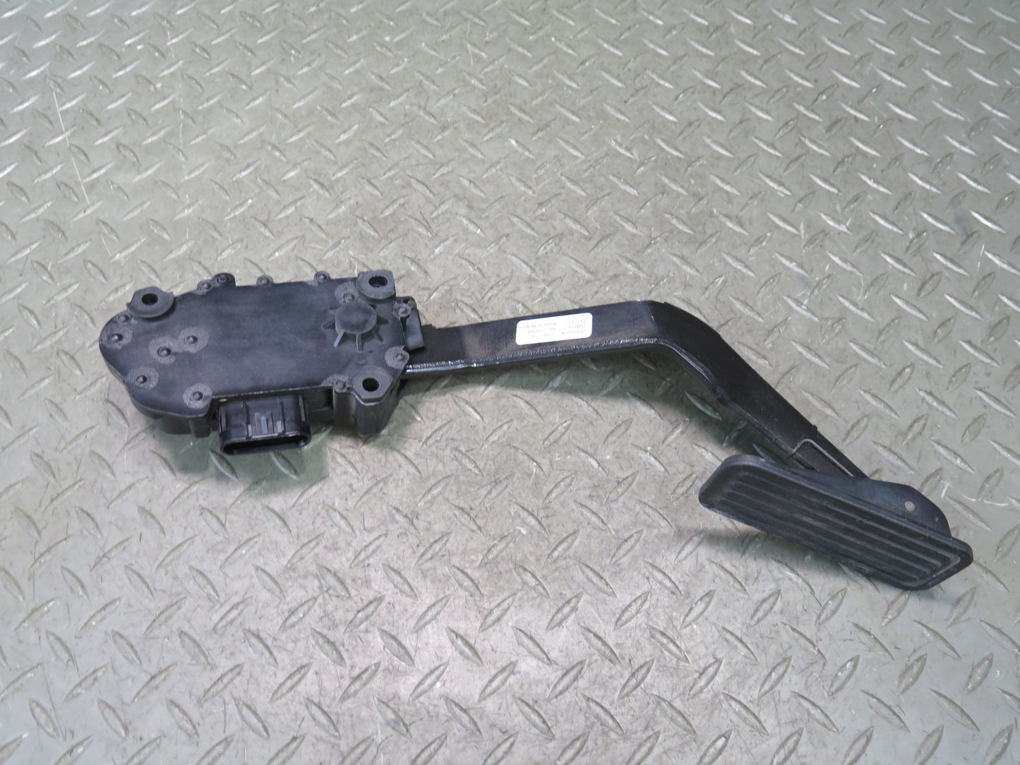 03-06 Chevrolet SSR A/T Accelerator Gas Pedal 15187573 OEM