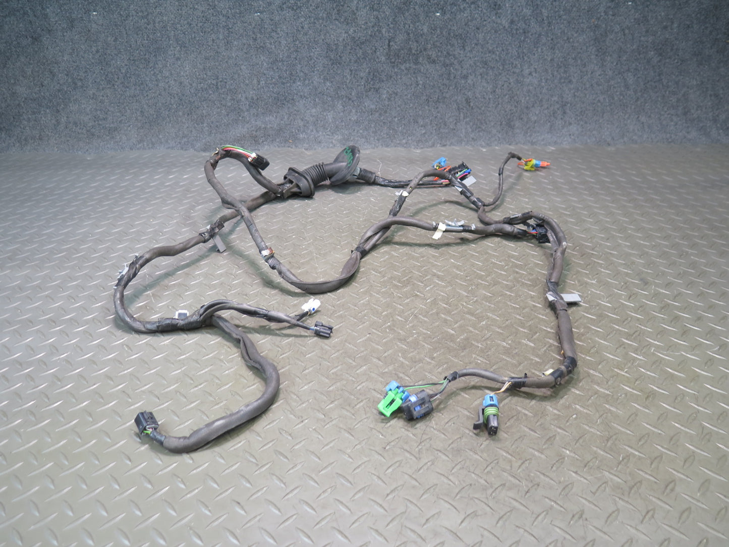 03-06 Chevrolet SSR Left Driver Door Wire Wiring Harness OEM