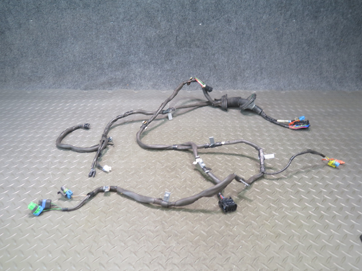 03-06 Chevrolet SSR Left Driver Door Wire Wiring Harness OEM