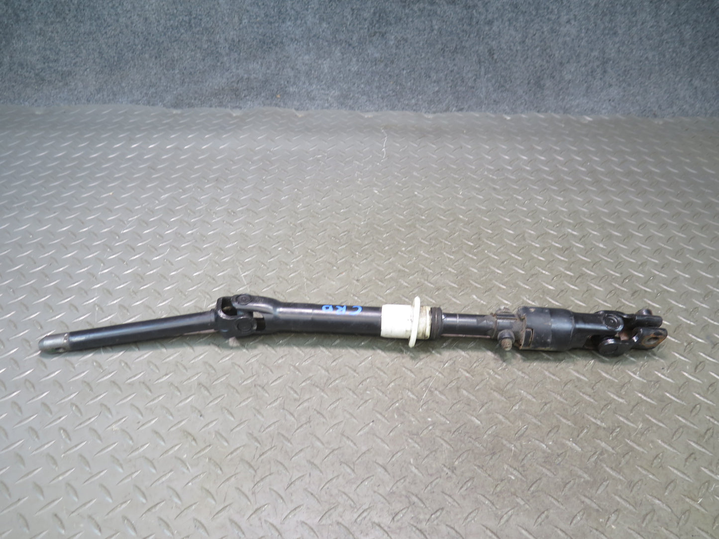 03-06 Chevrolet SSR Steering Column Intermediate Shaft 49K Miles OEM