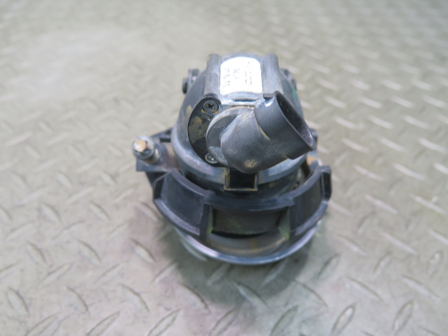 03-06 Chevrolet SSR Front Right Fog Light Lamp w Trim Cover OEM