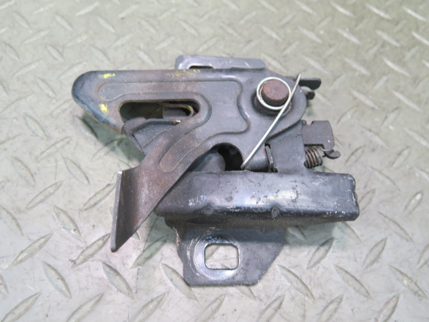 03-06 Chevrolet SSR Front Hood Lock Latch Release OEM