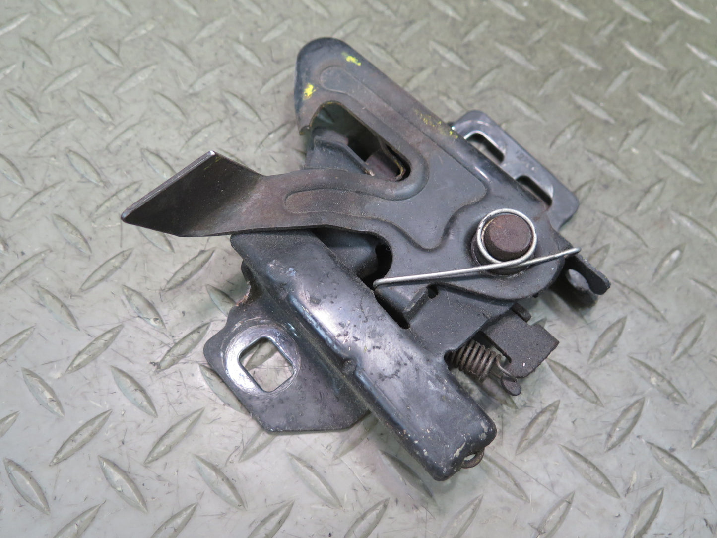 03-06 Chevrolet SSR Front Hood Lock Latch Release OEM