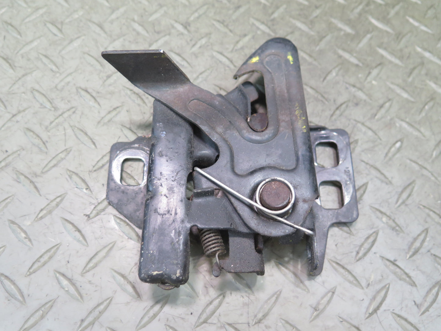 03-06 Chevrolet SSR Front Hood Lock Latch Release OEM