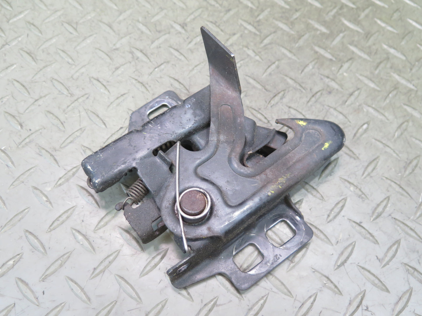 03-06 Chevrolet SSR Front Hood Lock Latch Release OEM