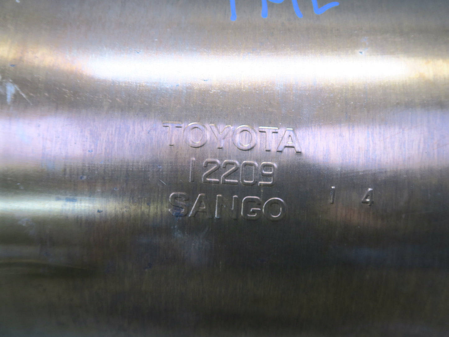 00-02 Toyota MR2 Spyder ZZW30L Rear Exhaust Muffler w Tip 77K Miles OEM