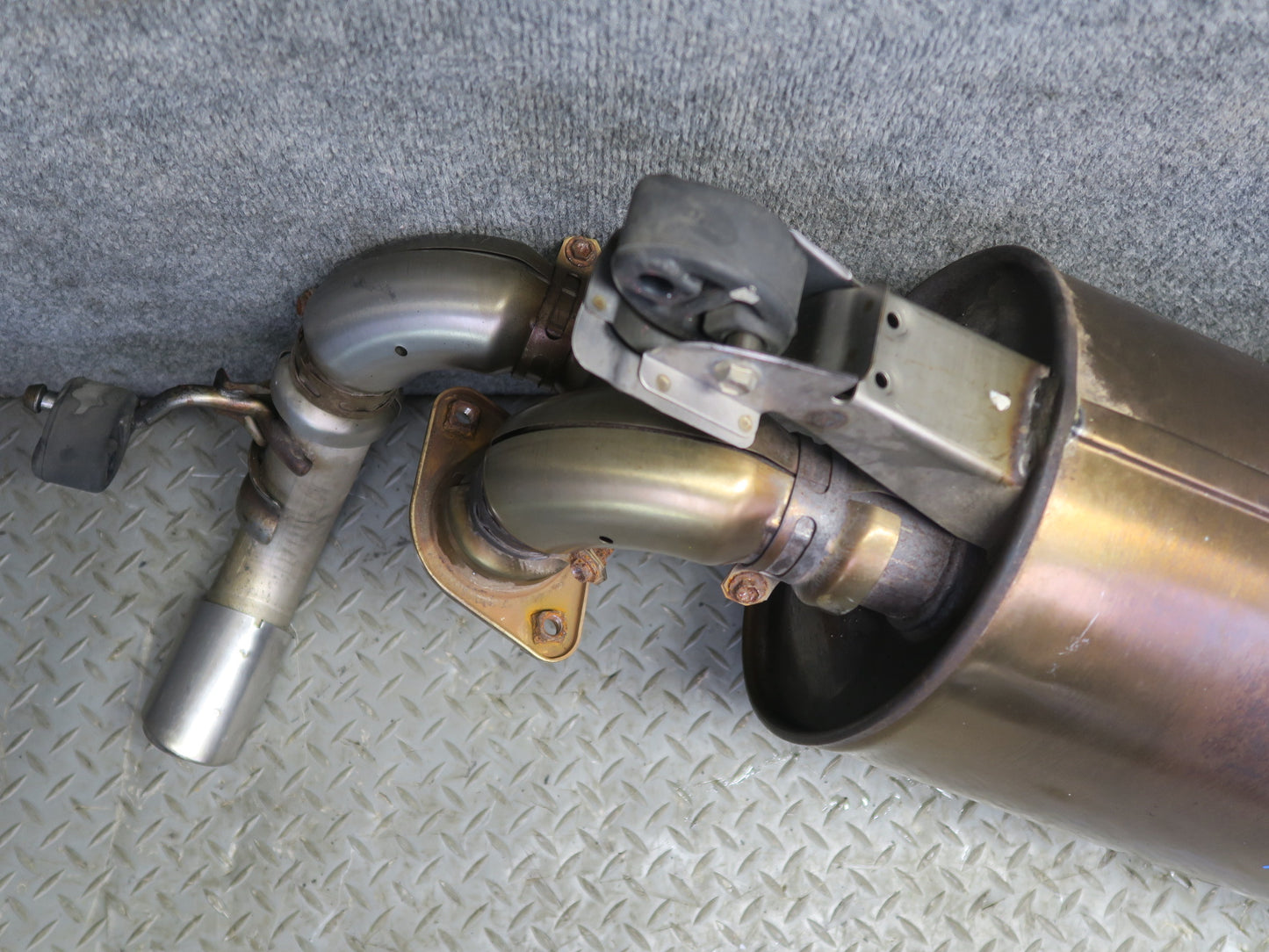 00-02 Toyota MR2 Spyder ZZW30L Rear Exhaust Muffler w Tip 77K Miles OEM