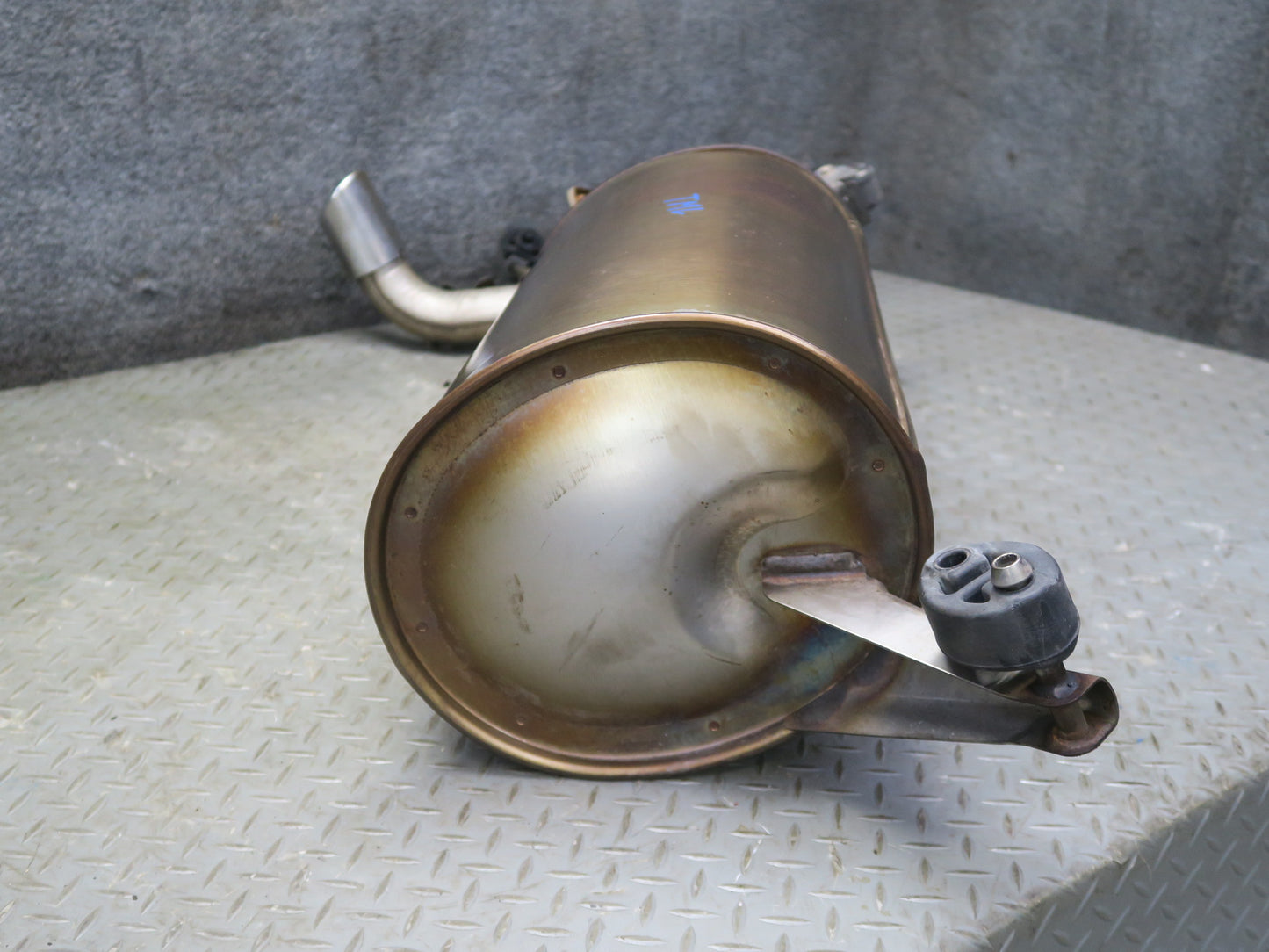 00-02 Toyota MR2 Spyder ZZW30L Rear Exhaust Muffler w Tip 77K Miles OEM