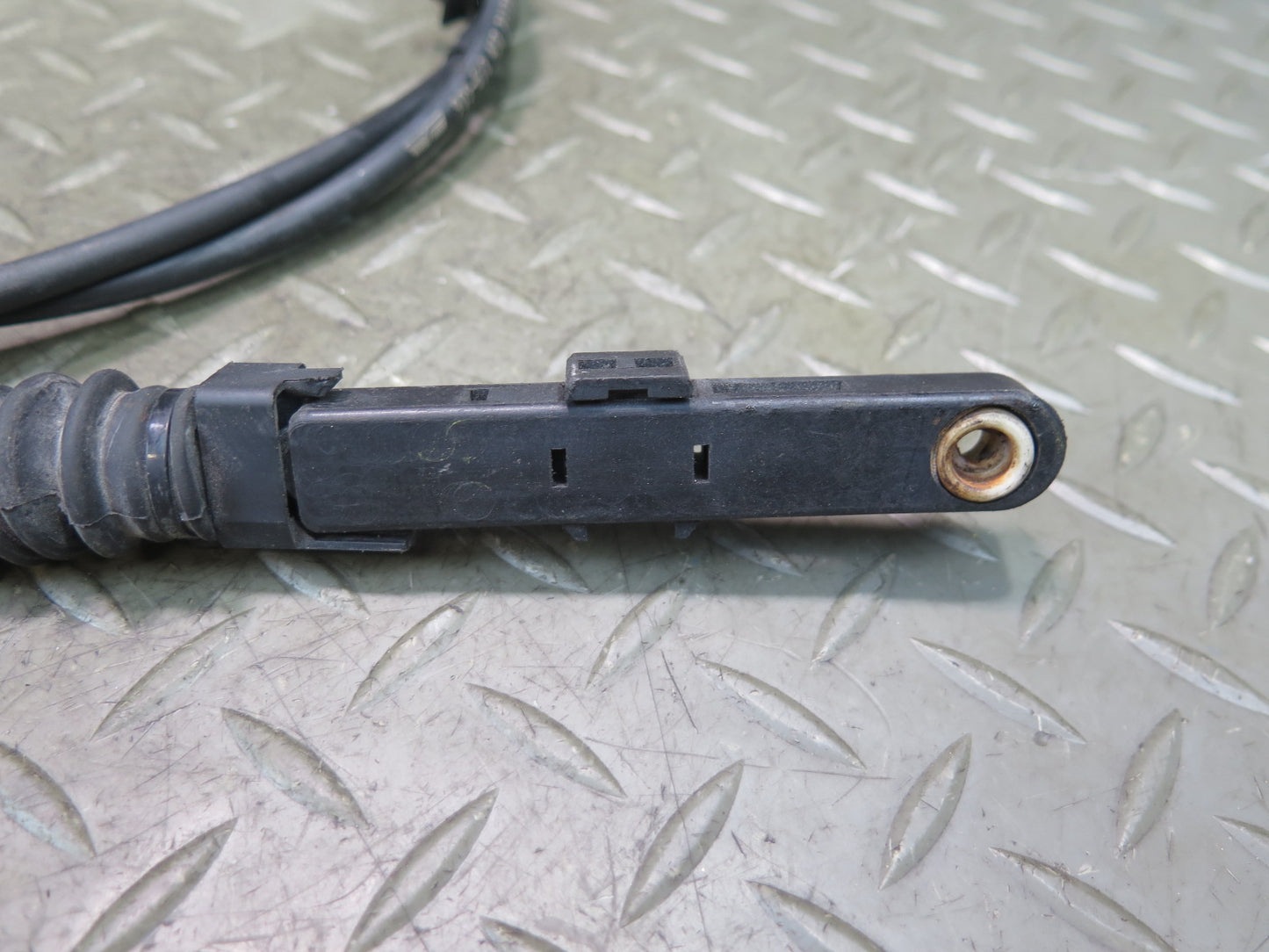 03-06 Chevrolet SSR A/T Automatic Transmission Gear Shifter w Cable OEM