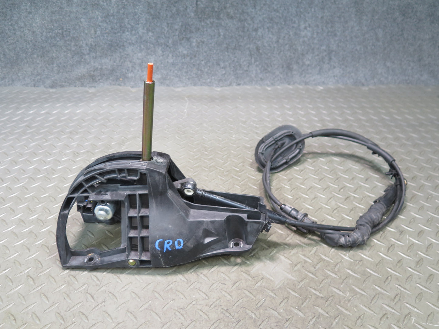 03-06 Chevrolet SSR A/T Automatic Transmission Gear Shifter w Cable OEM