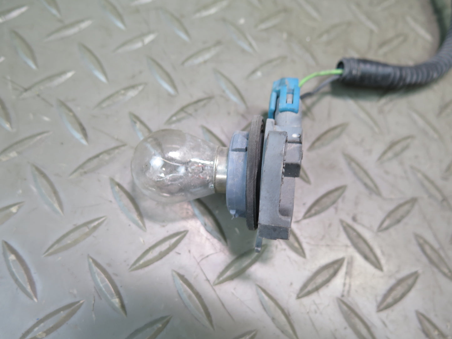 03-06 Chevrolet SSR Rear Bumper Wire Wiring Harness OEM