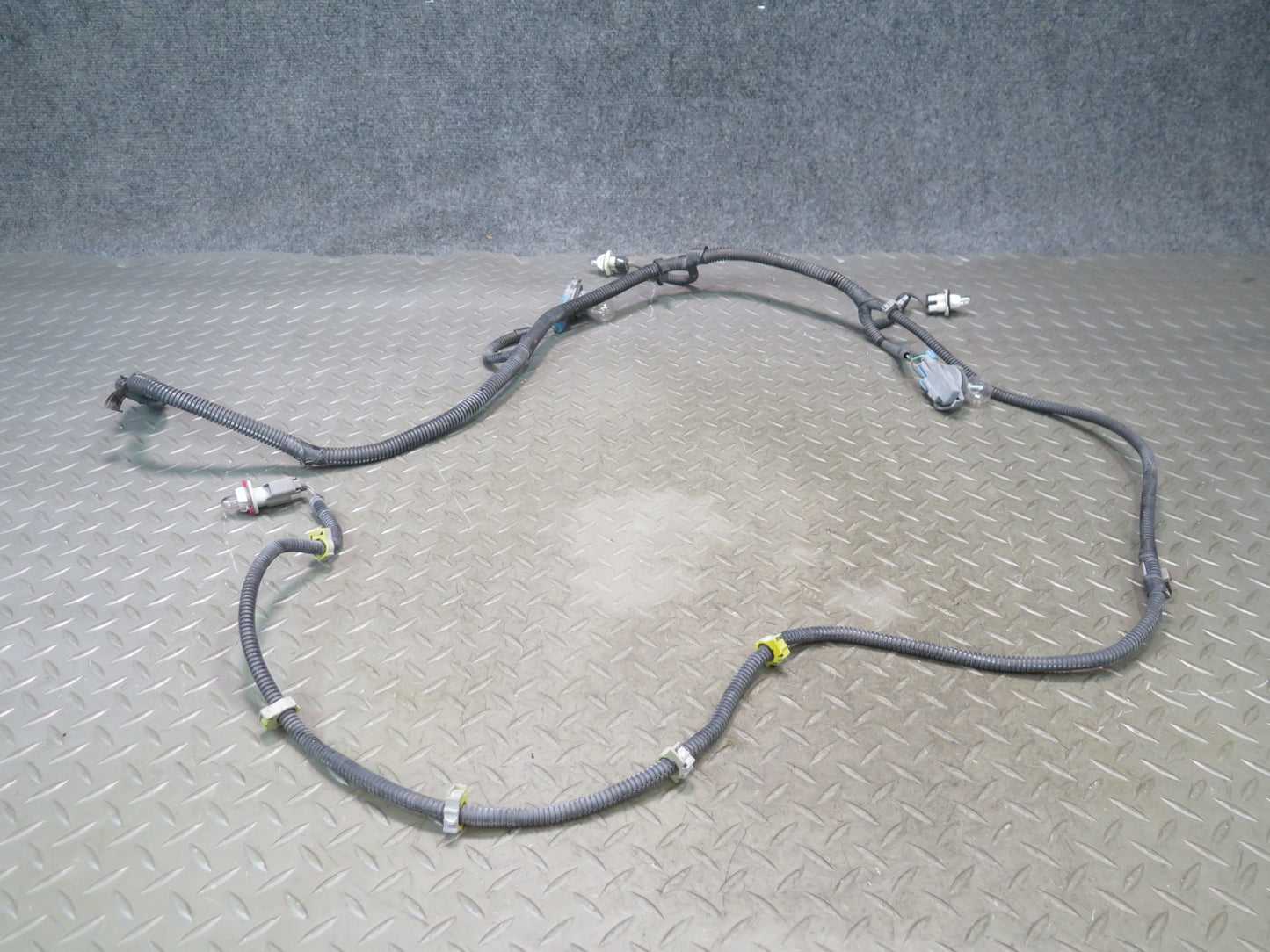 03-06 Chevrolet SSR Rear Bumper Wire Wiring Harness OEM
