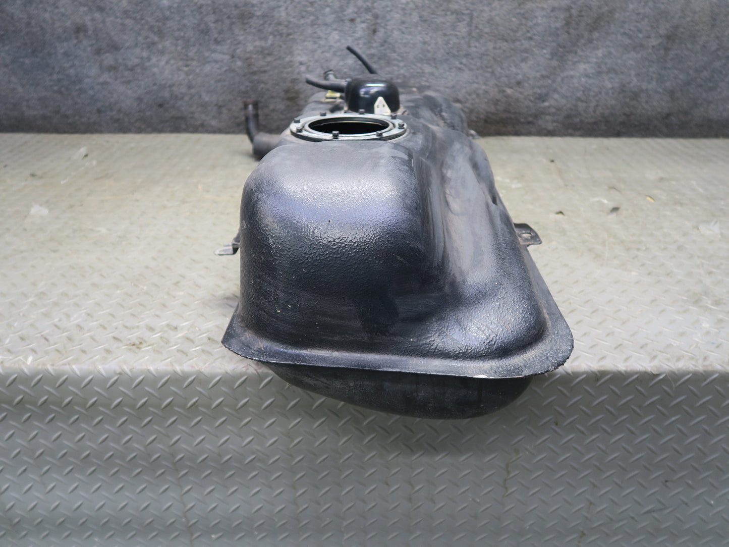 00-05 Toyota MR2 Spyder ZZW30L 1ZZFE Fuel Tank Unit 77K Miles OEM