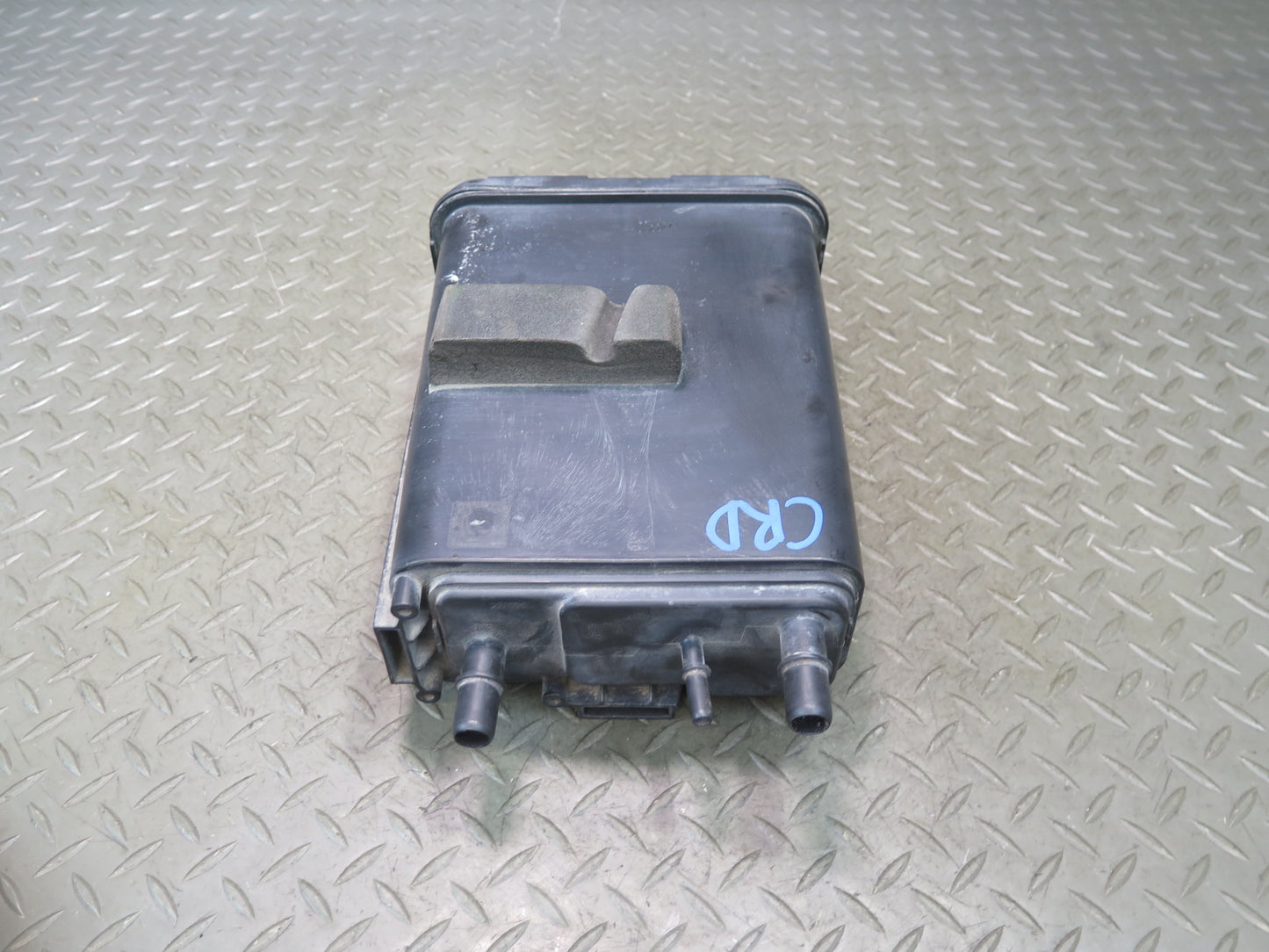 03-04 Chevrolet SSR Fuel Vapor Charcoal Canister 17201175 OEM