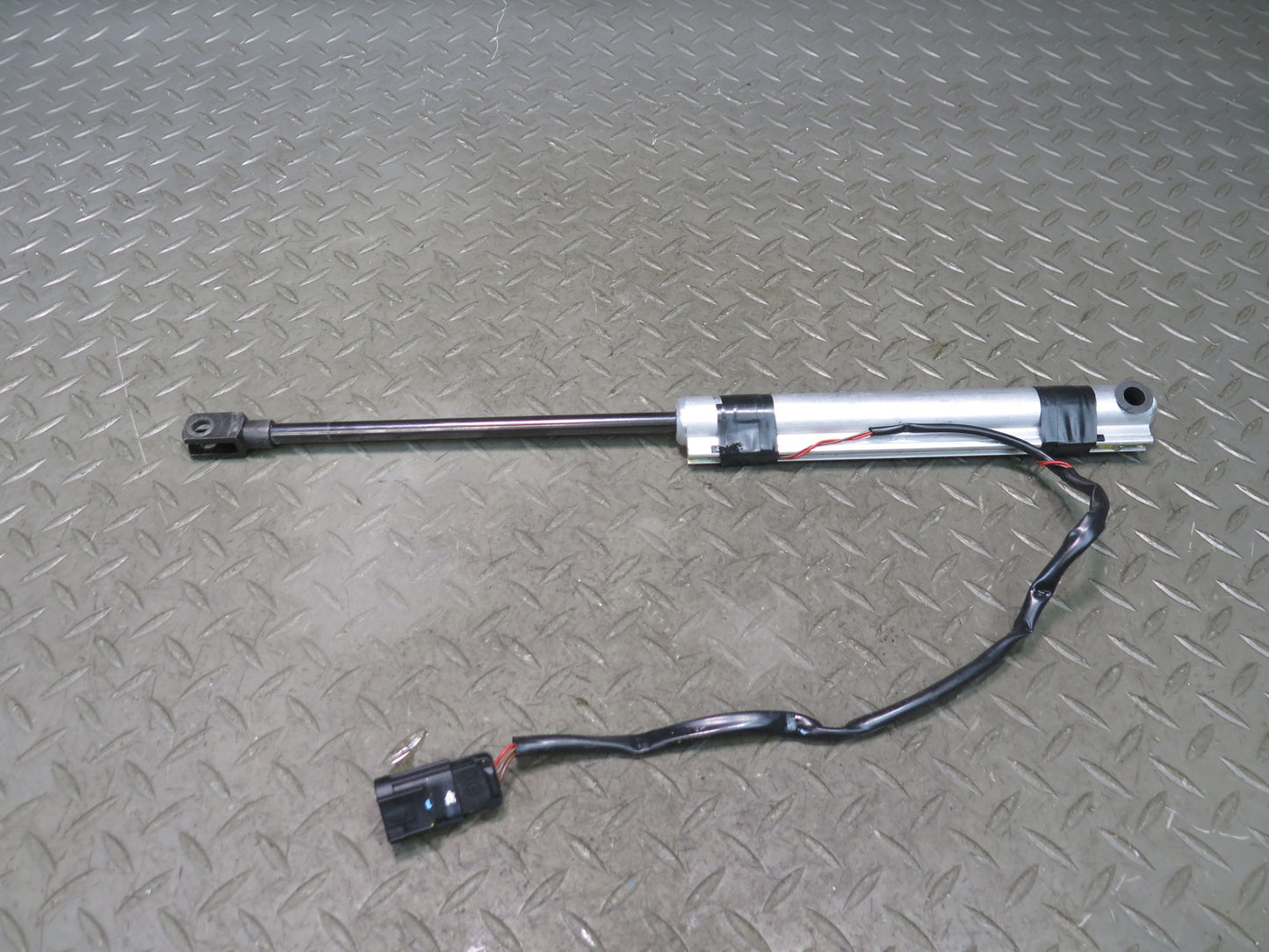 03-06 Chevrolet SSR Set of 7 Convertible TOP Roof Hydraulic Cylinder OEM