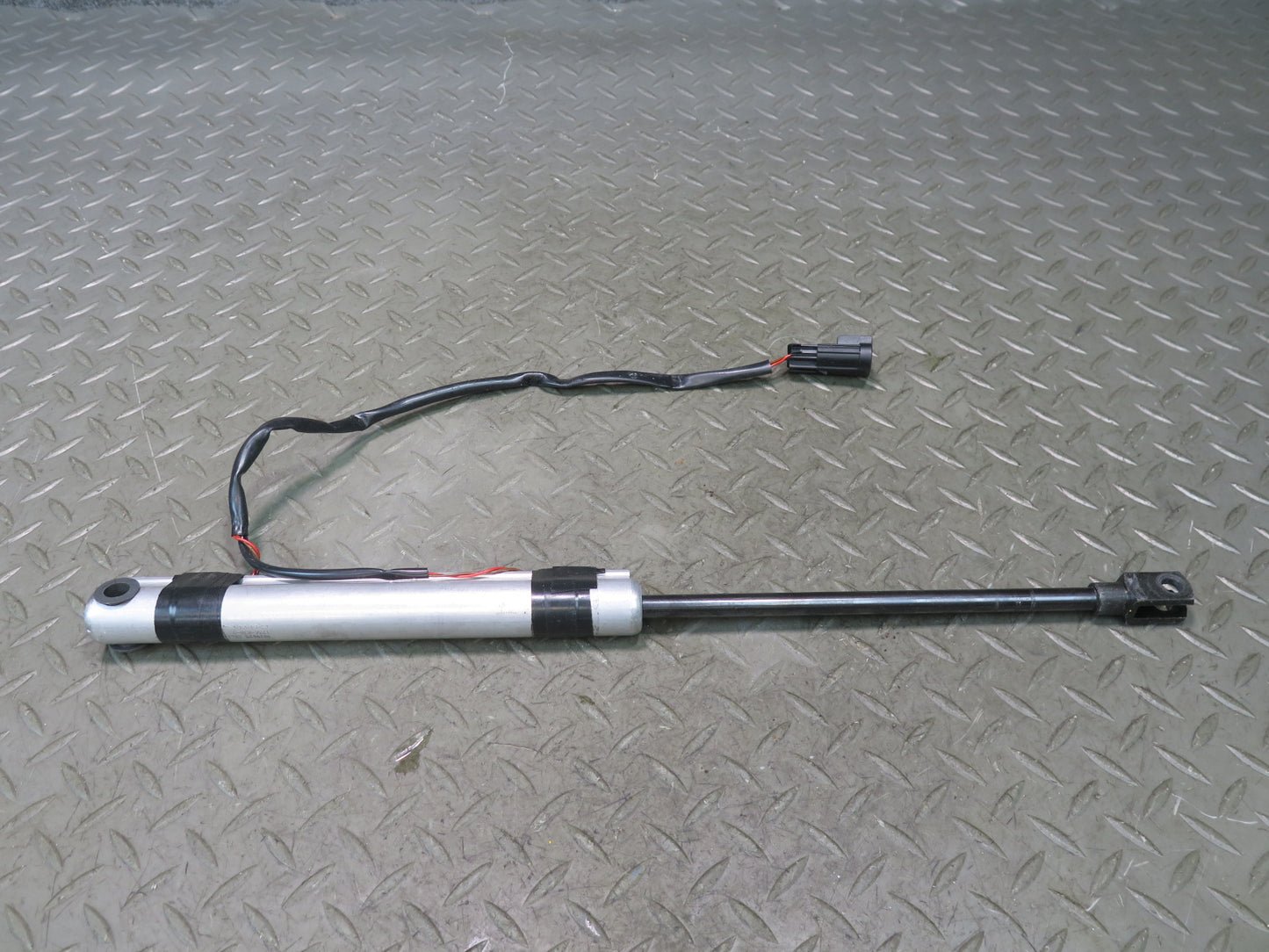 03-06 Chevrolet SSR Set of 7 Convertible TOP Roof Hydraulic Cylinder OEM
