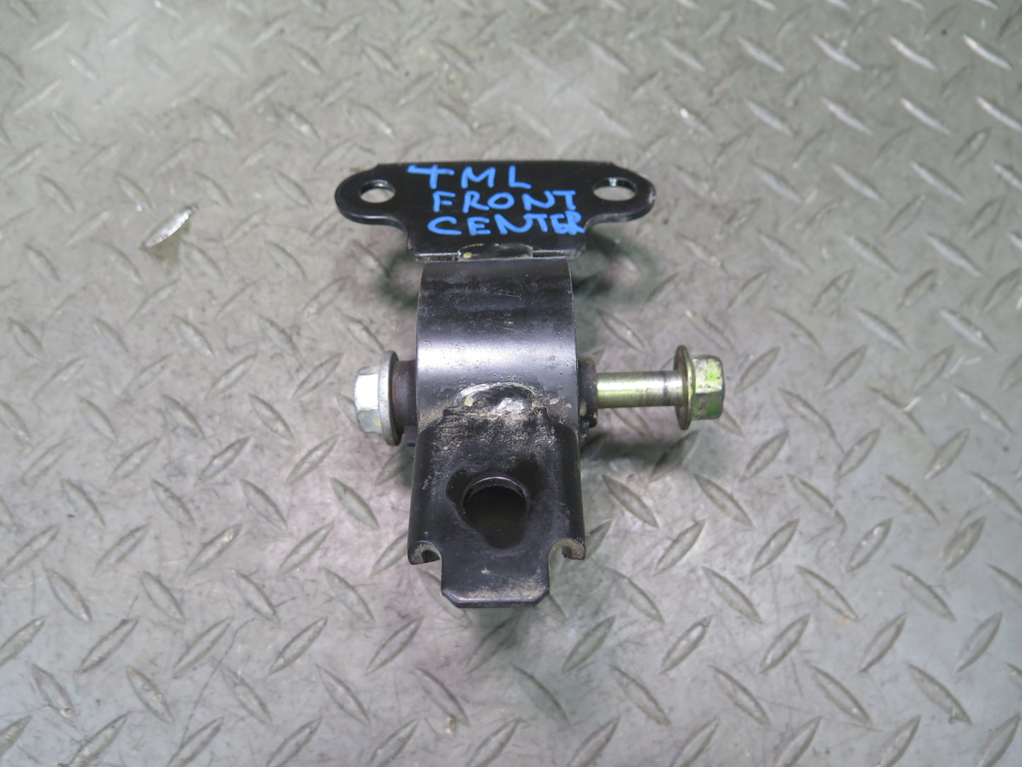 00-05 Toyota MR2 Spyder ZZW30L Engine Motor Front Mount Support OEM