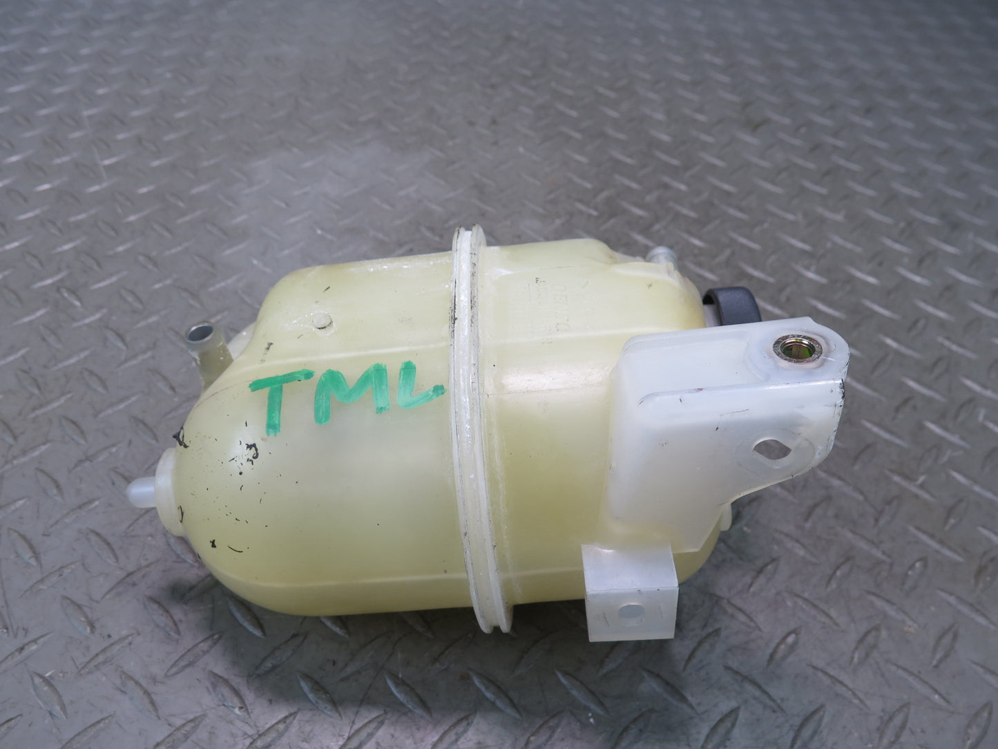 00-05 Toyota MR2 Spyder ZZW30L Engine Expansion Overflow Reservoir Tank OEM