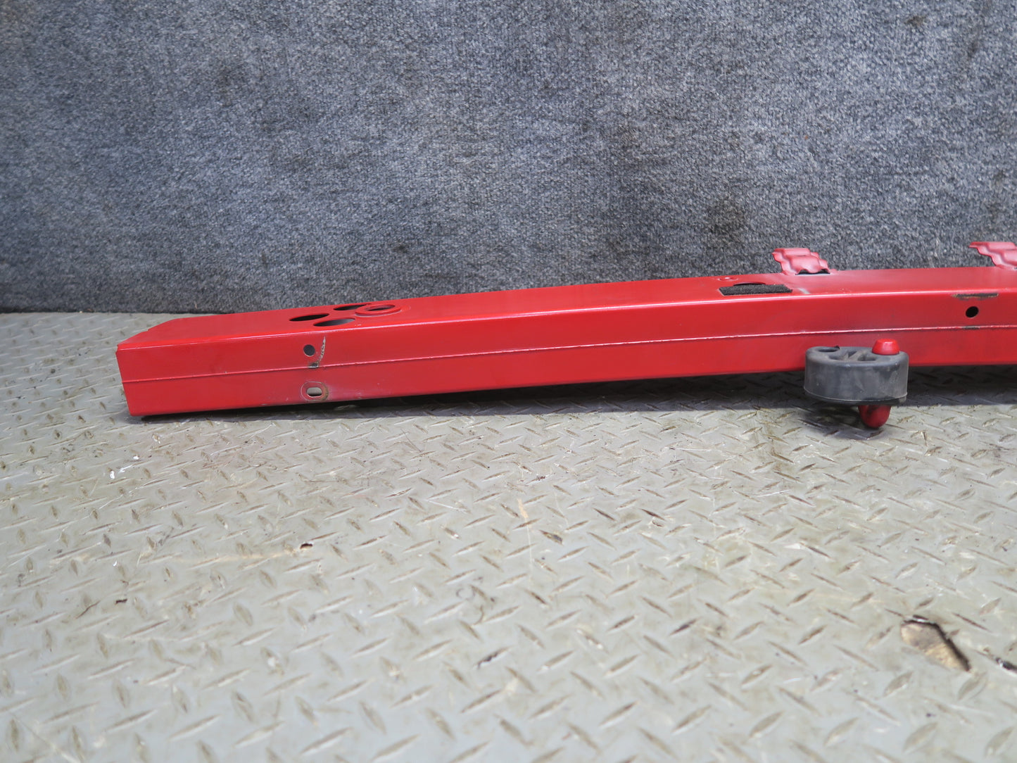 00-05 Toyota MR2 Spyder ZZW30L Rear Bumper Impact Reinforcement Bar 77k OEM