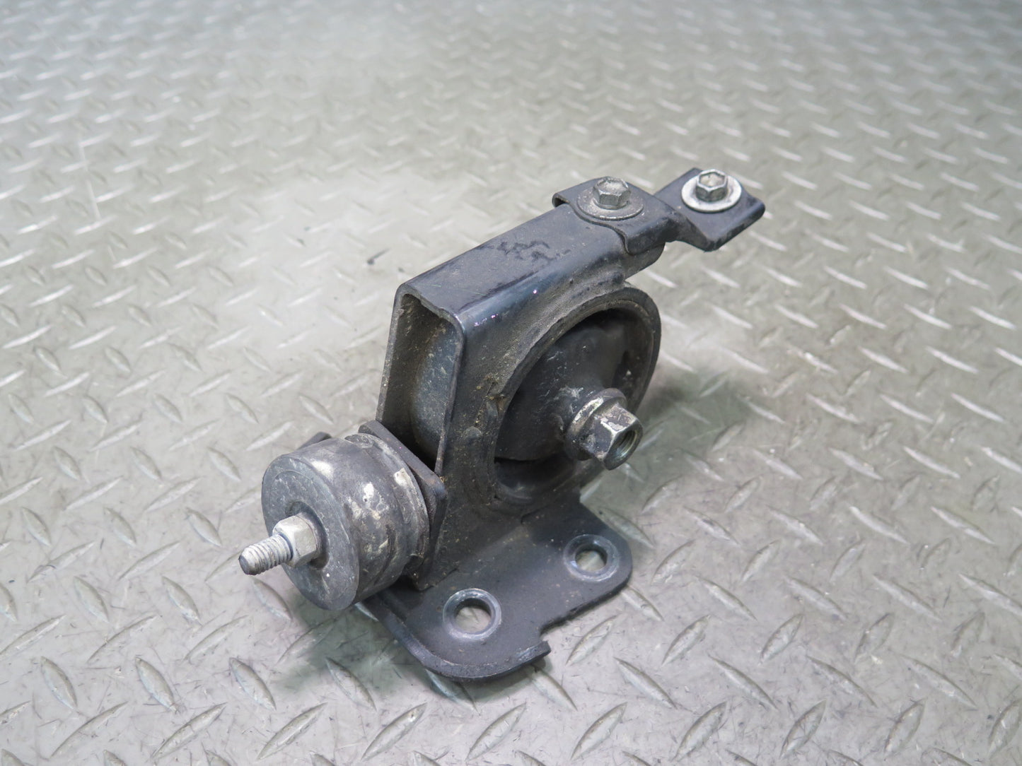 00-05 Toyota MR2 Spyder ZZW30L Engine Motor Rear Mount Support OEM