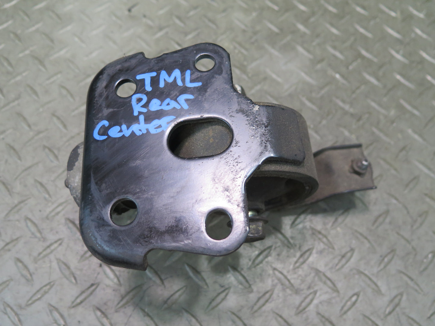 00-05 Toyota MR2 Spyder ZZW30L Engine Motor Rear Mount Support OEM