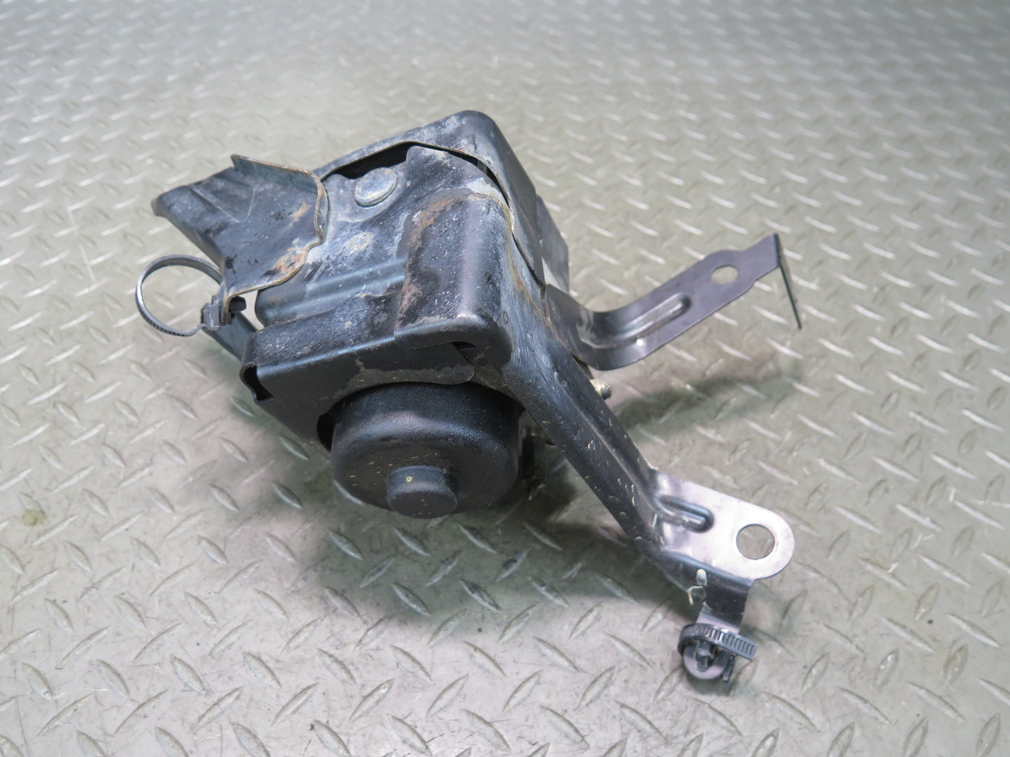 00-02 Toyota MR2 Spyder ZZW30L Anti Lock Brake ABS Pump Module 44510-17080