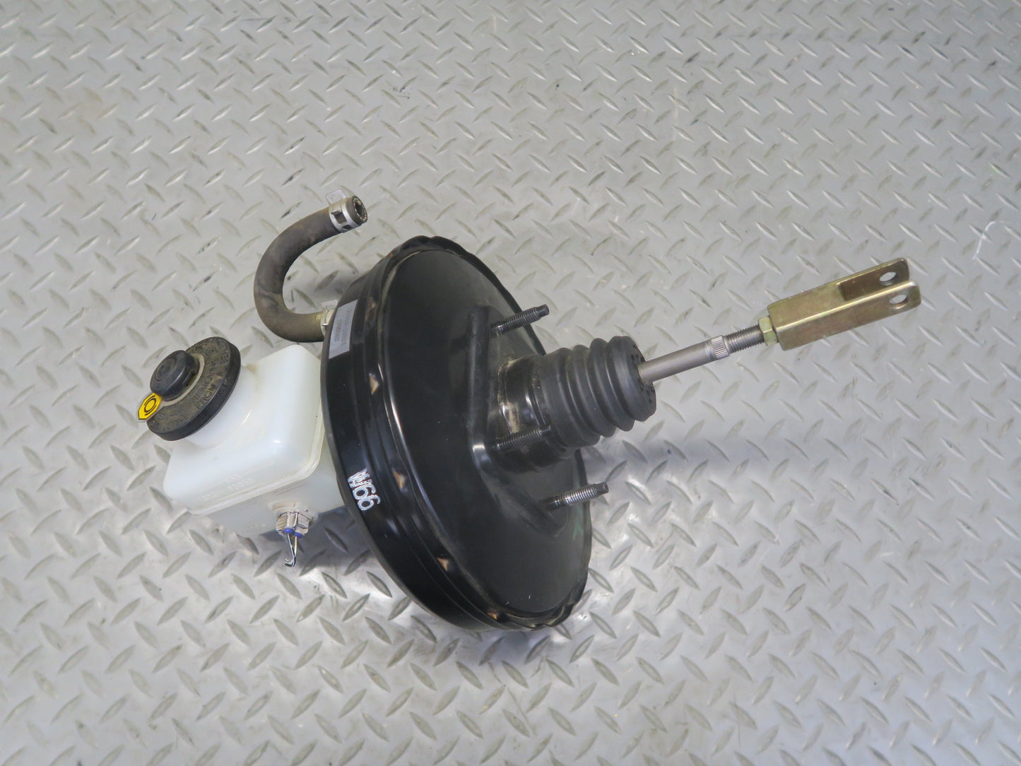 00-05 Toyota MR2 Spyder ZZW30L Brake Master Cylinder Booster Fluid Reservoir OEM