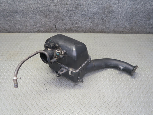 00-05 Toyota MR2 Spyder ZZW30L Air Intake Cleaner Filter Box w Sensor & Pipe OEM