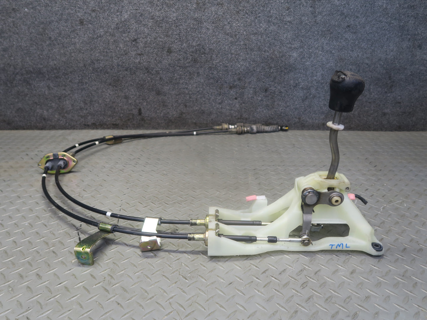 00-05 Toyota MR2 Spyder ZZW30L M/T Manual Transmission Shifter w Cables OEM
