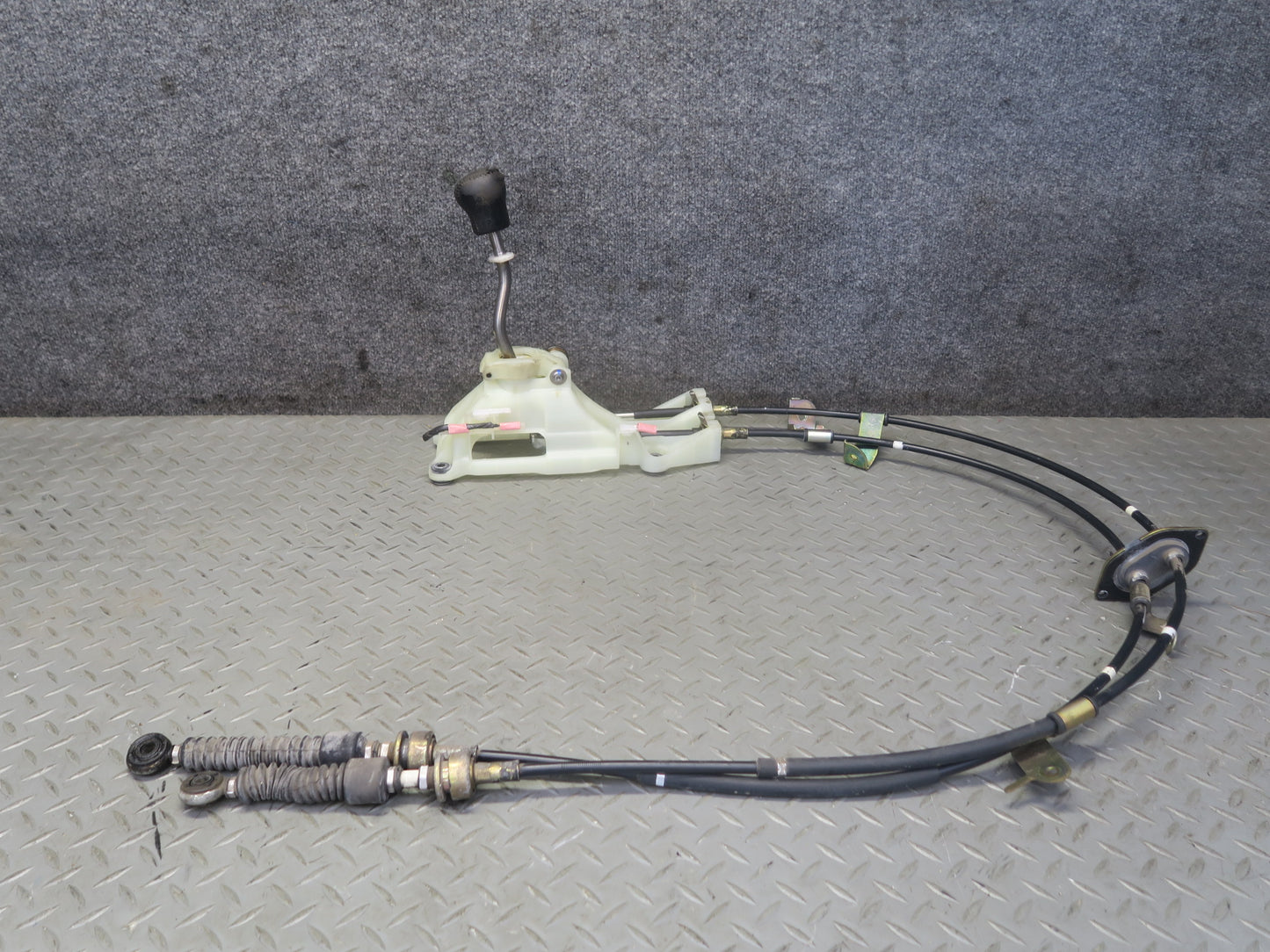 00-05 Toyota MR2 Spyder ZZW30L M/T Manual Transmission Shifter w Cables OEM