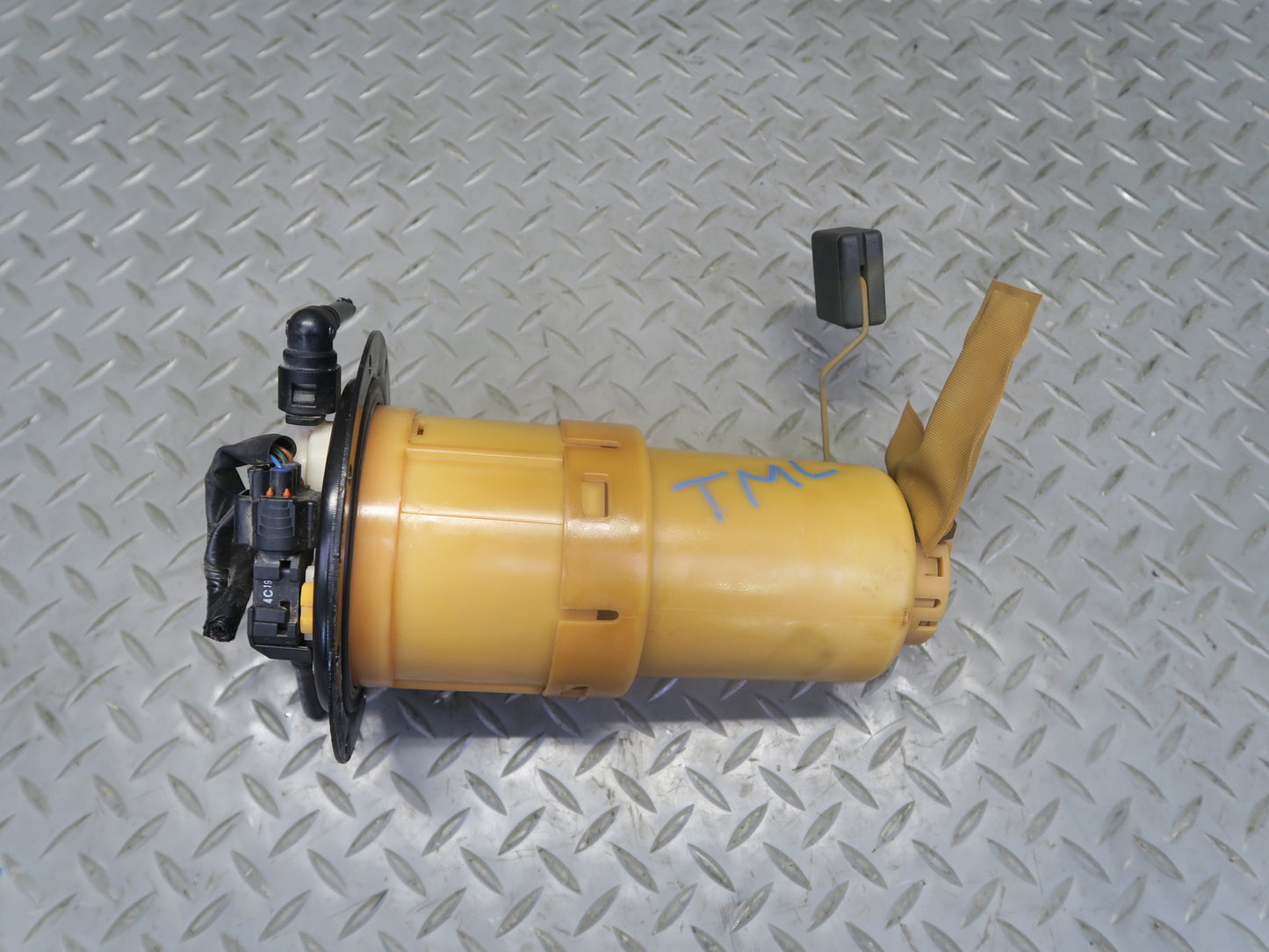00-05 Toyota MR2 Spyder ZZW30L Fuel Pump Level Sensor Assembly 77K Miles OEM