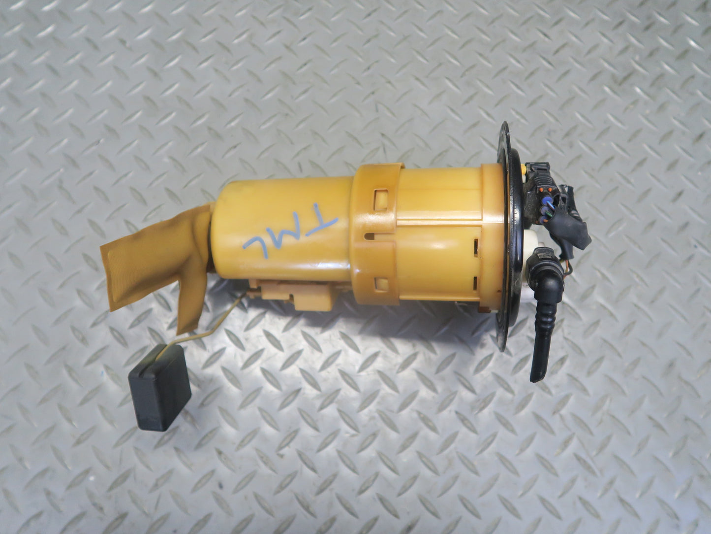 00-05 Toyota MR2 Spyder ZZW30L Fuel Pump Level Sensor Assembly 77K Miles OEM