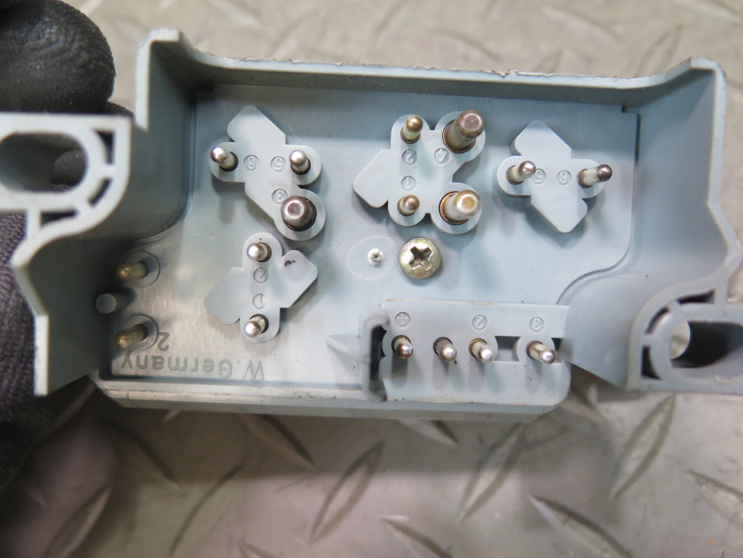 86-91 Mercedes W126 560SEL Front Left Driver Seat Adjustment Memory Switch OEM