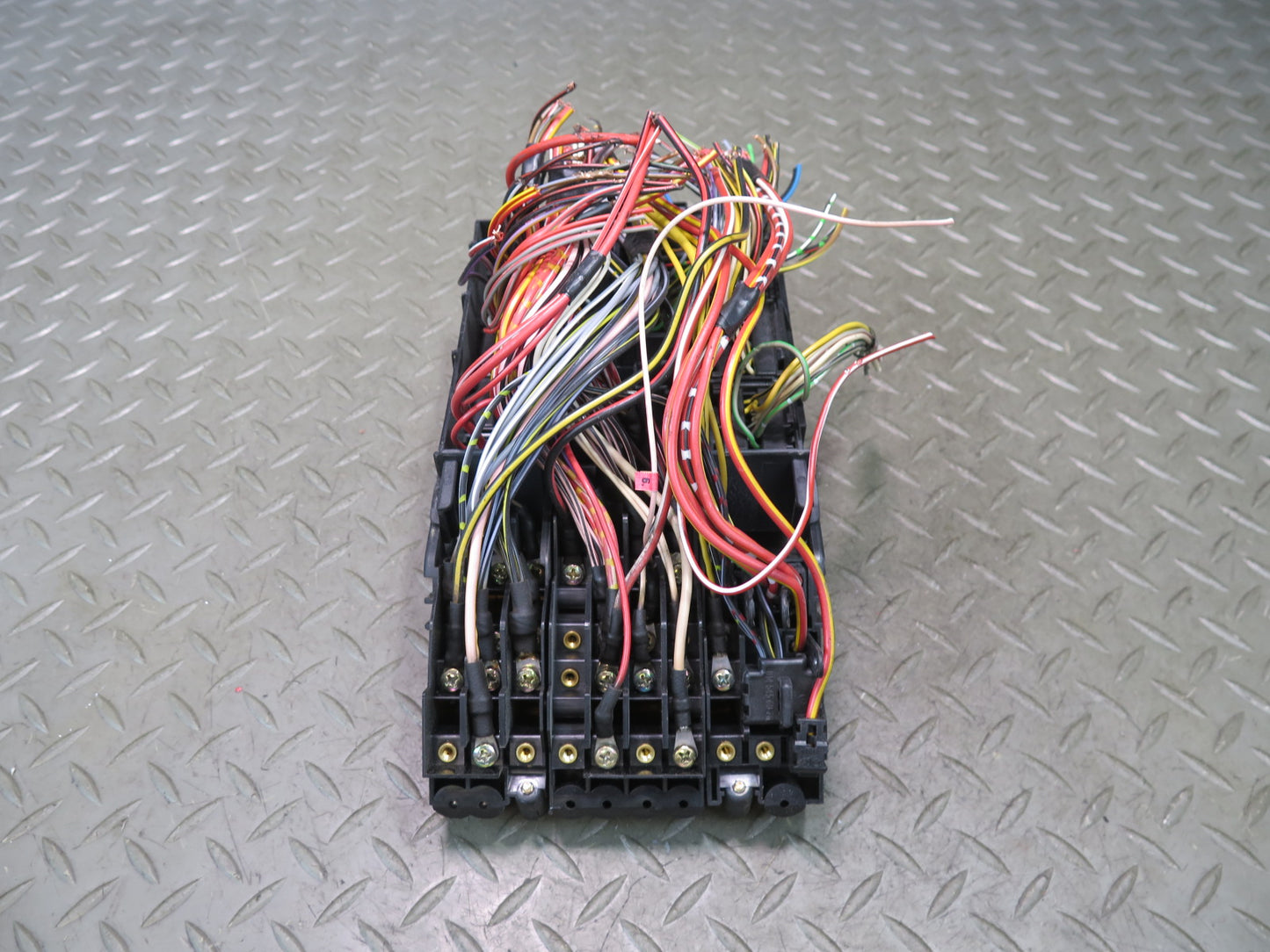 86-91 Mercedes W126 C126 560SEL Fuse Relay Box Module OEM