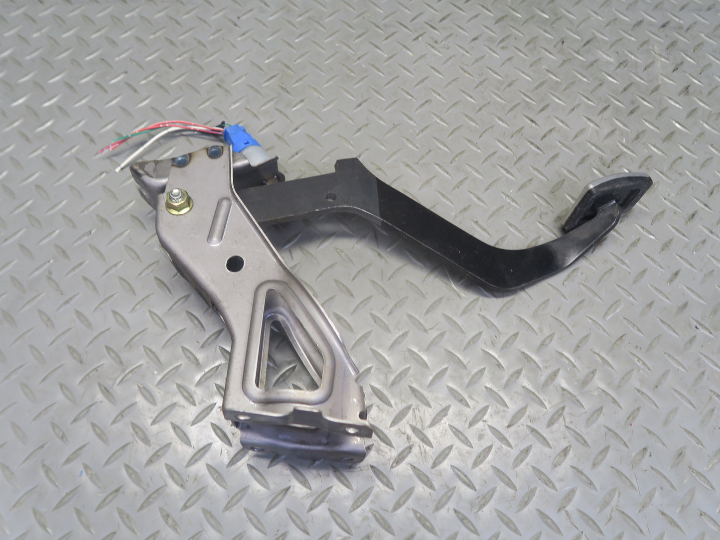 00-05 Toyota MR2 Spyder ZZW30L M/T Clutch Brake Gas Acceleration Pedal Set OEM