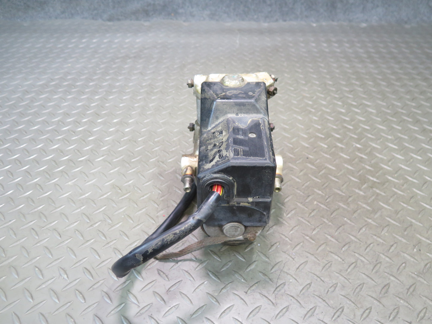 86-91 Mercedes W126 560SEL Anti Lock Brake ABS Pump Module 0265200043 OEM
