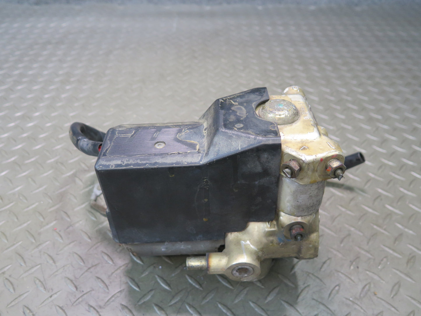 86-91 Mercedes W126 560SEL Anti Lock Brake ABS Pump Module 0265200043 OEM