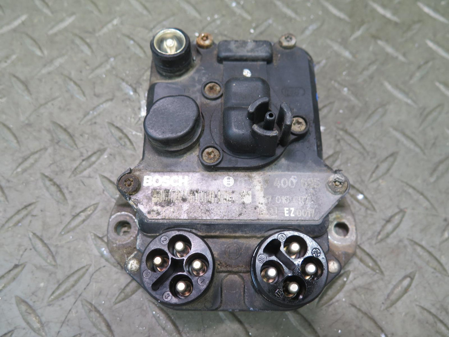 86-91 Mercedes W126 C126 560SEC 560SEL Ignition Control Module 0105456732 OEM