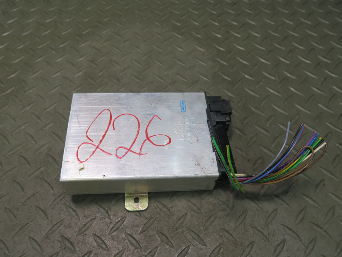 86-91 Mercedes W126 560SEL Cruise Control Module Unit 0055450532 OEM