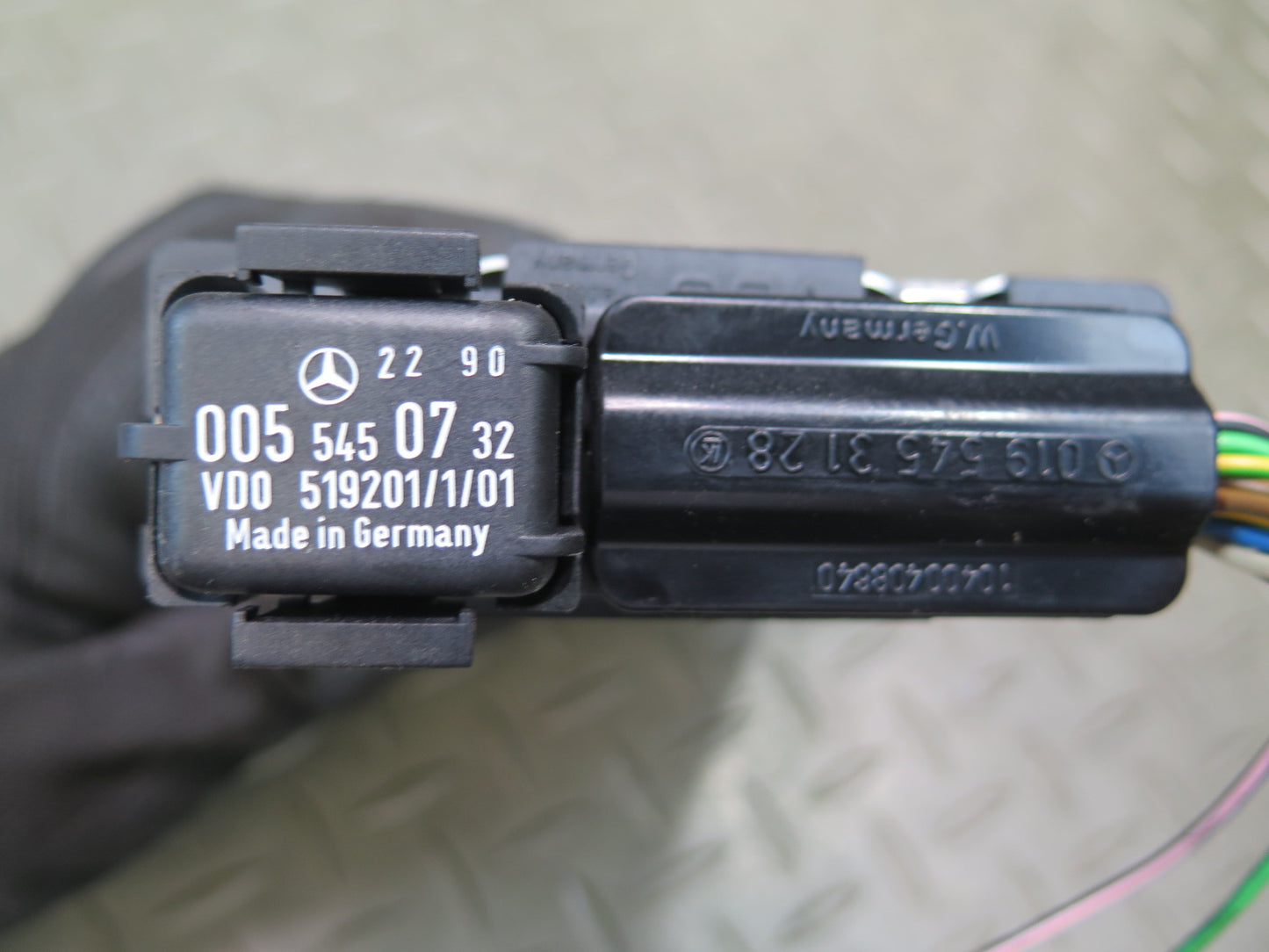86-91 Mercedes W126 560SEL Cruise Control Module Unit 0055450532 OEM